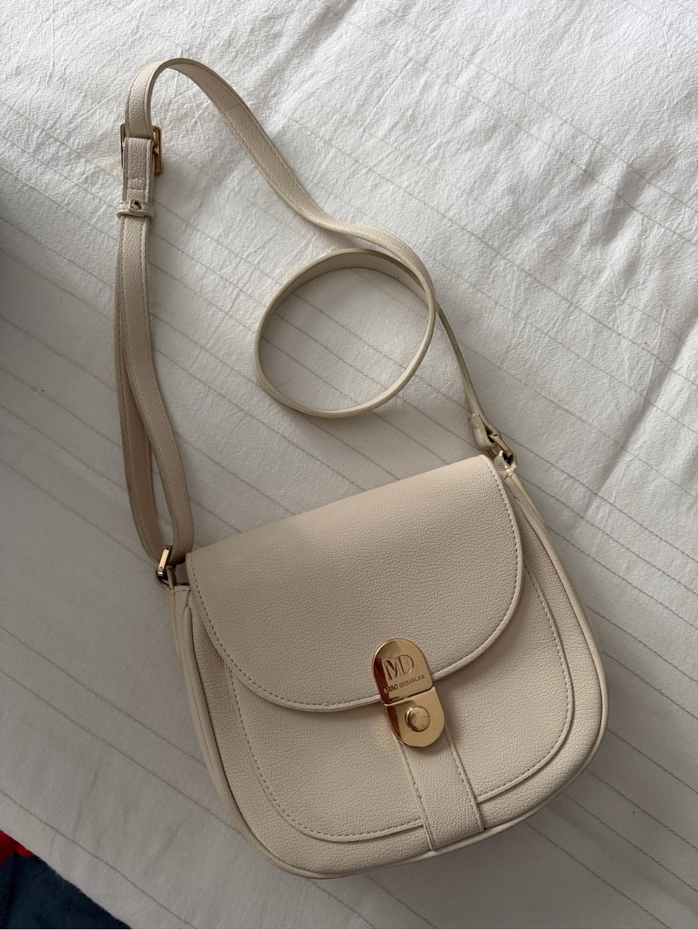 Mac Douglas Cream Crossbody Saddle Bag